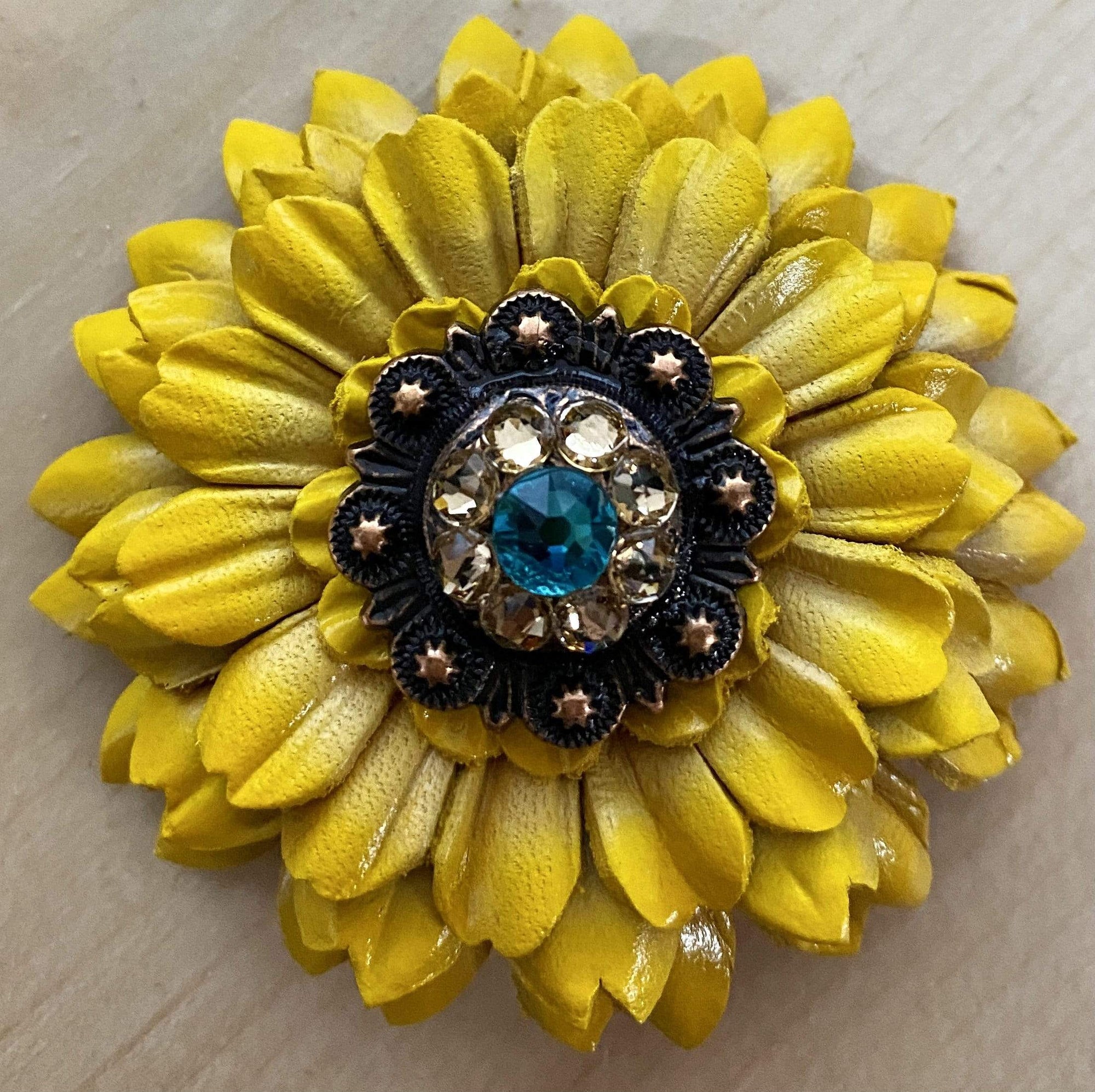 Sunflower With Copper Teal &amp; Champagne 1" Concho
