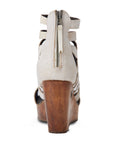 Becca Wedge - Ceramic Crackle