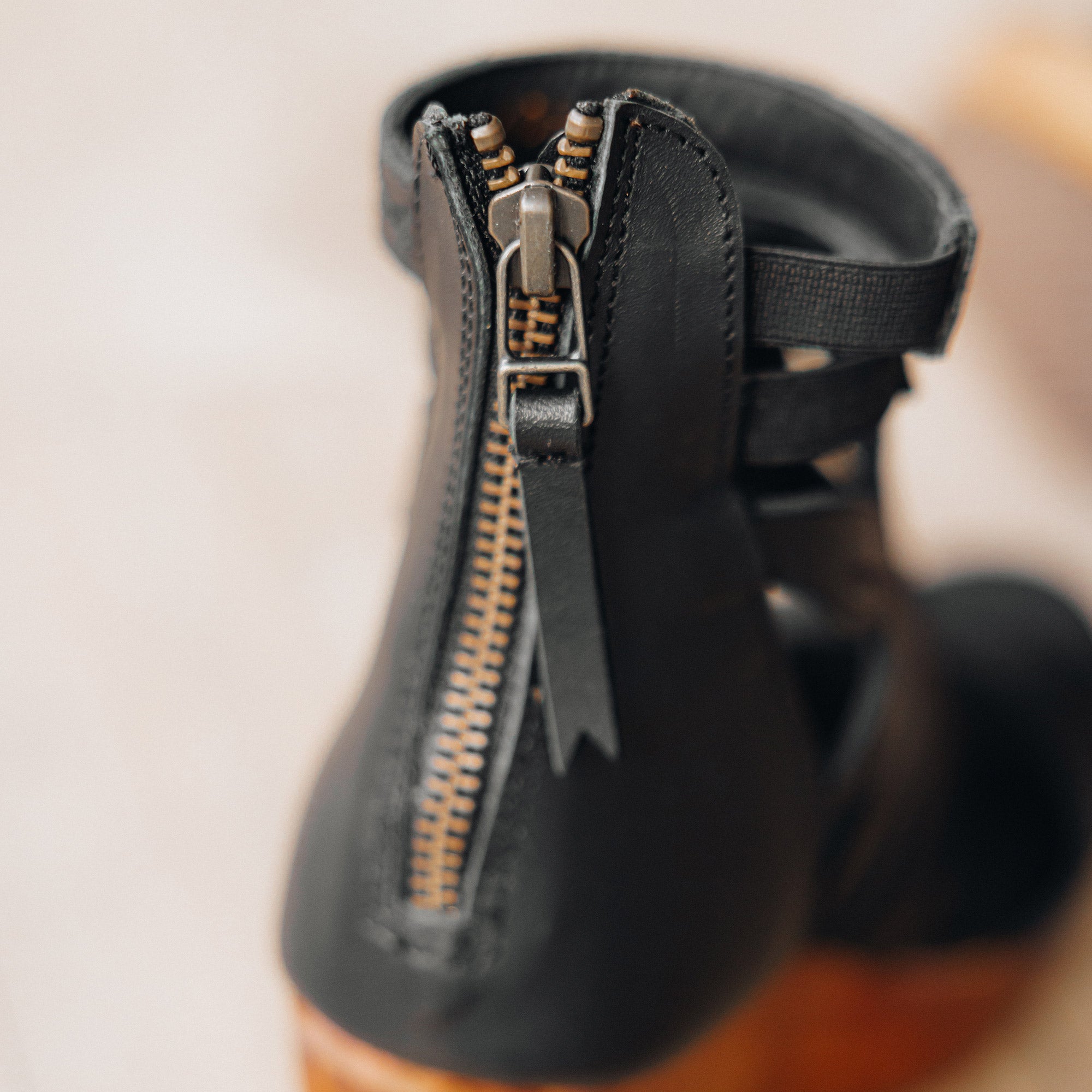 Becca Wedge - Jet Black