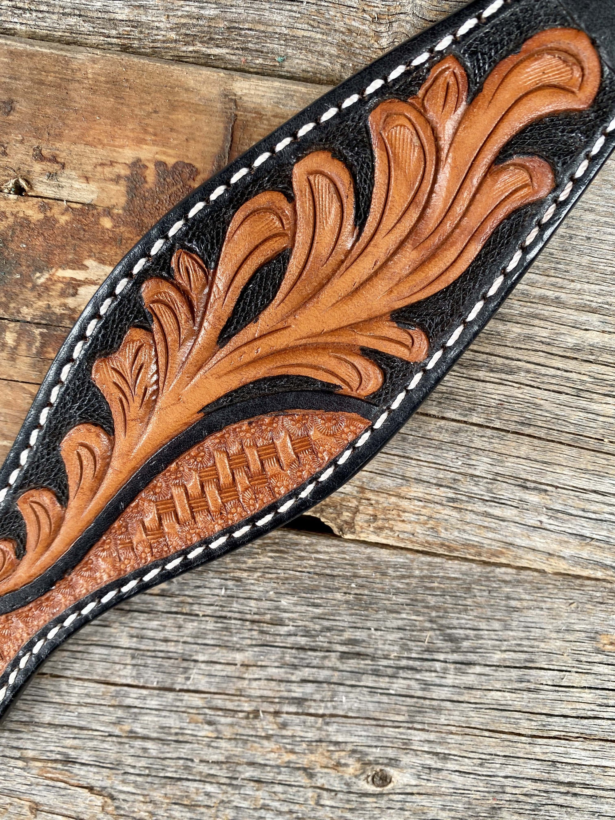 Basketweave - Leaf Scalloped Two Tone Breastcollar 