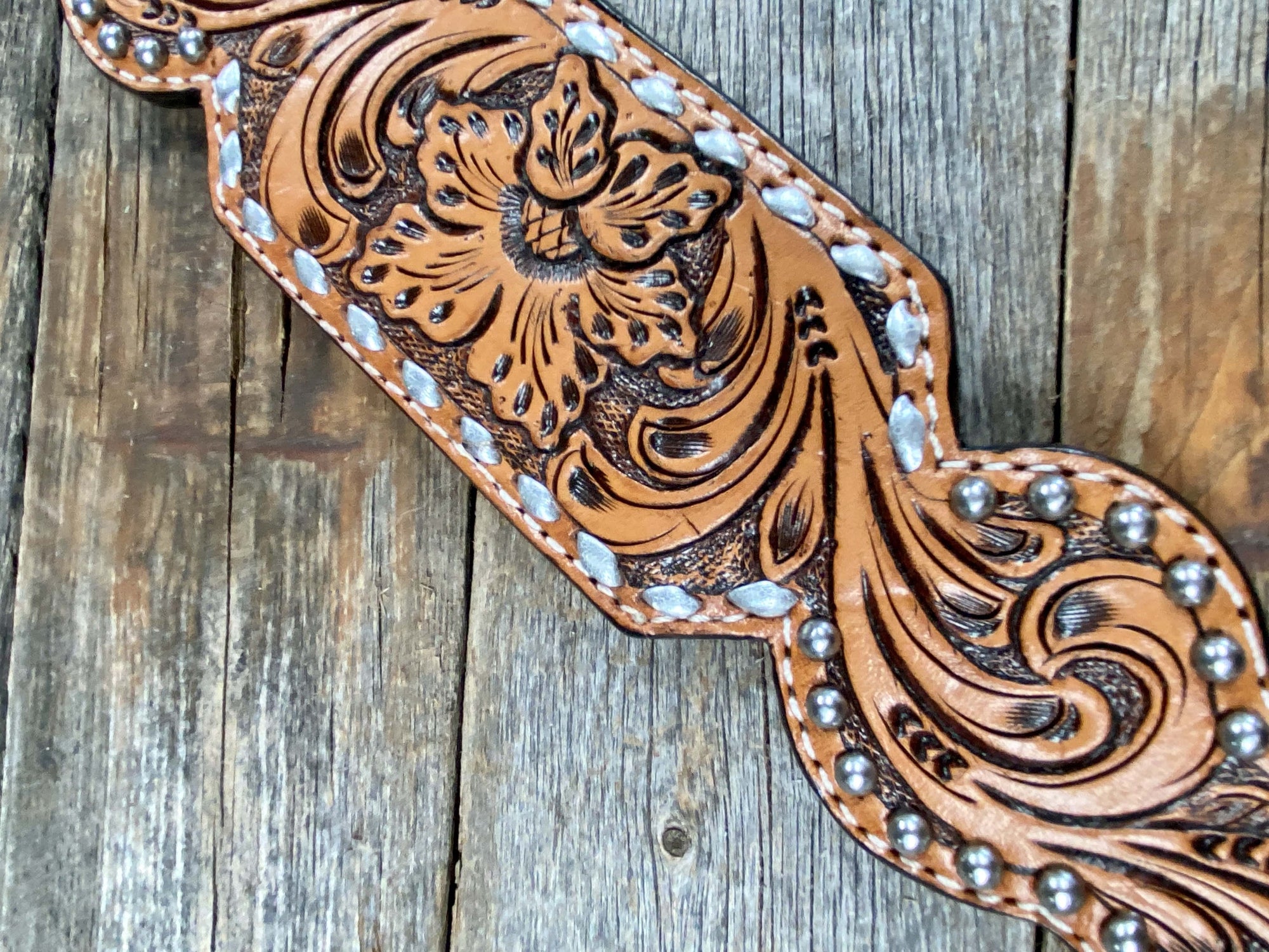 Light Oil Floral Tooled Silver Buckstitching &amp; Dots Breastcollar
