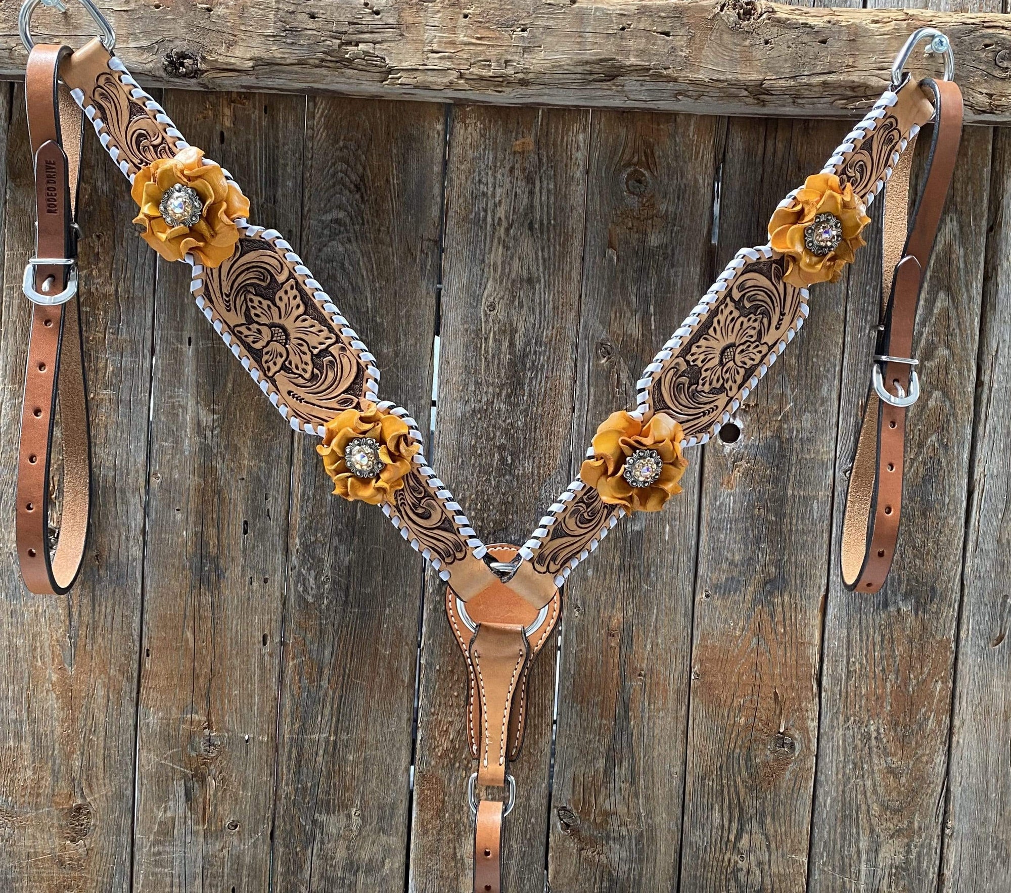 Whipstitch Breastcollar - Yellow Roses &amp; European Conchos 