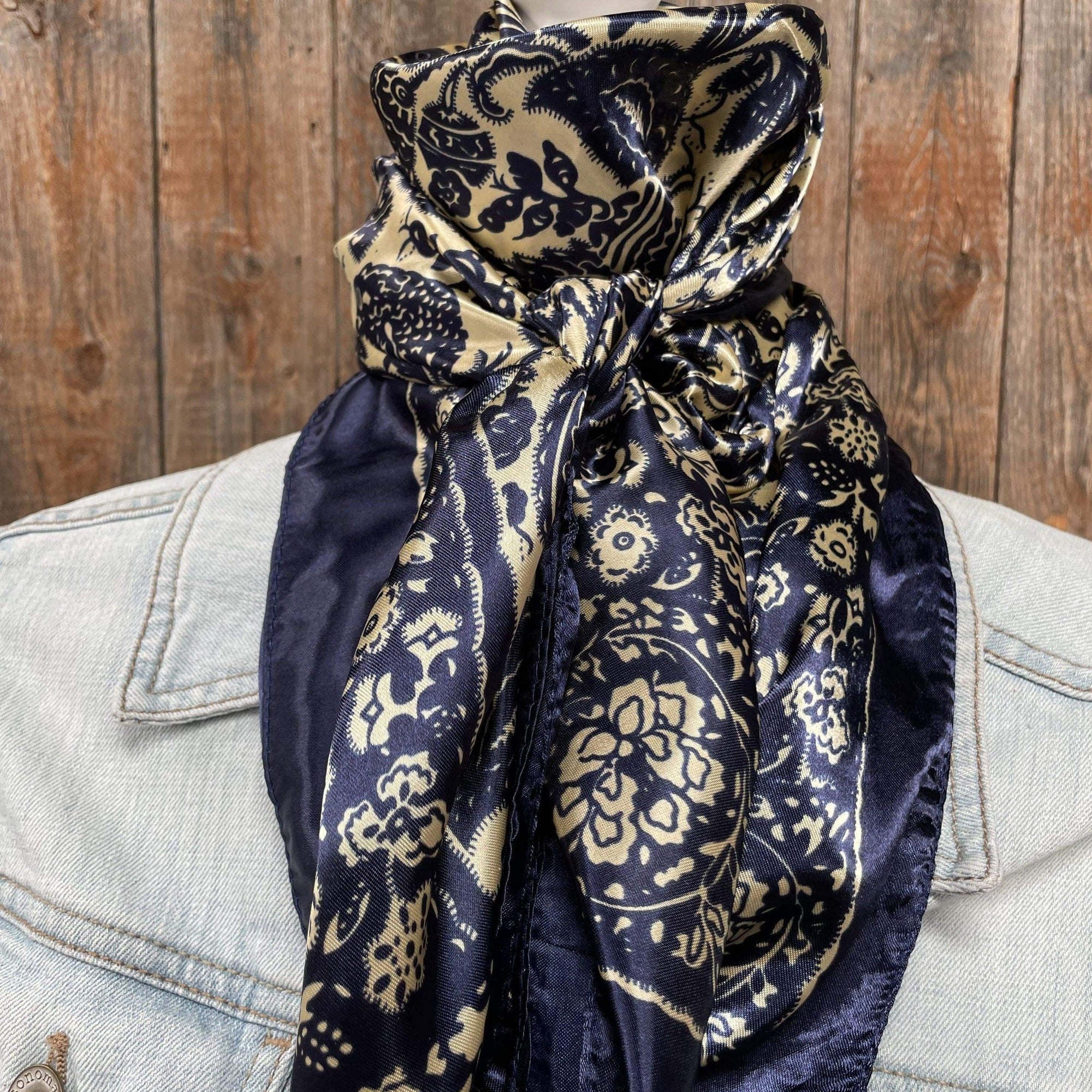 35X35"  Royal Blue &amp; Cream Paisley Wild Rag / Scarf WR144