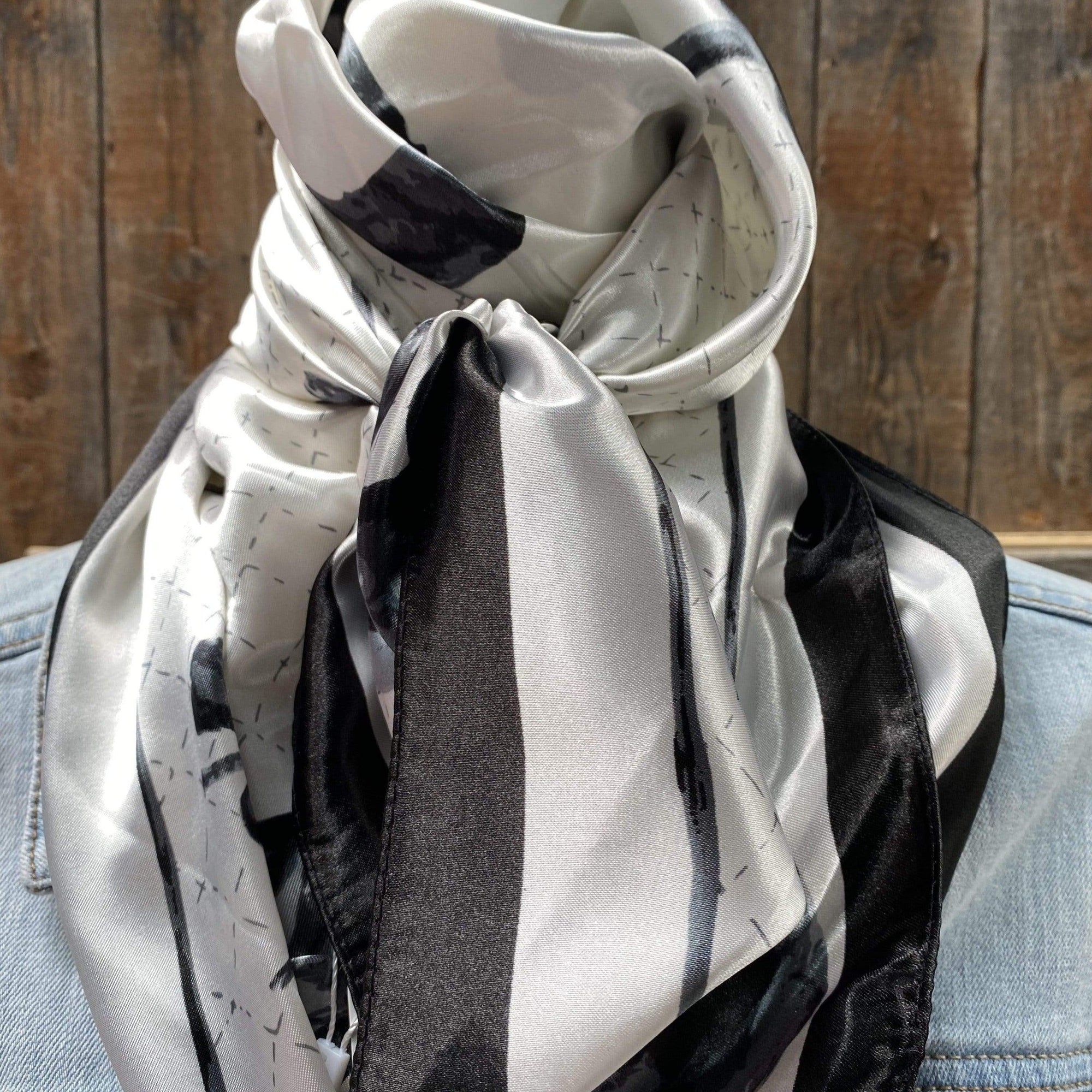 35X35" Black / White Four Leaf Clover Wild Rag / Scarf WR323