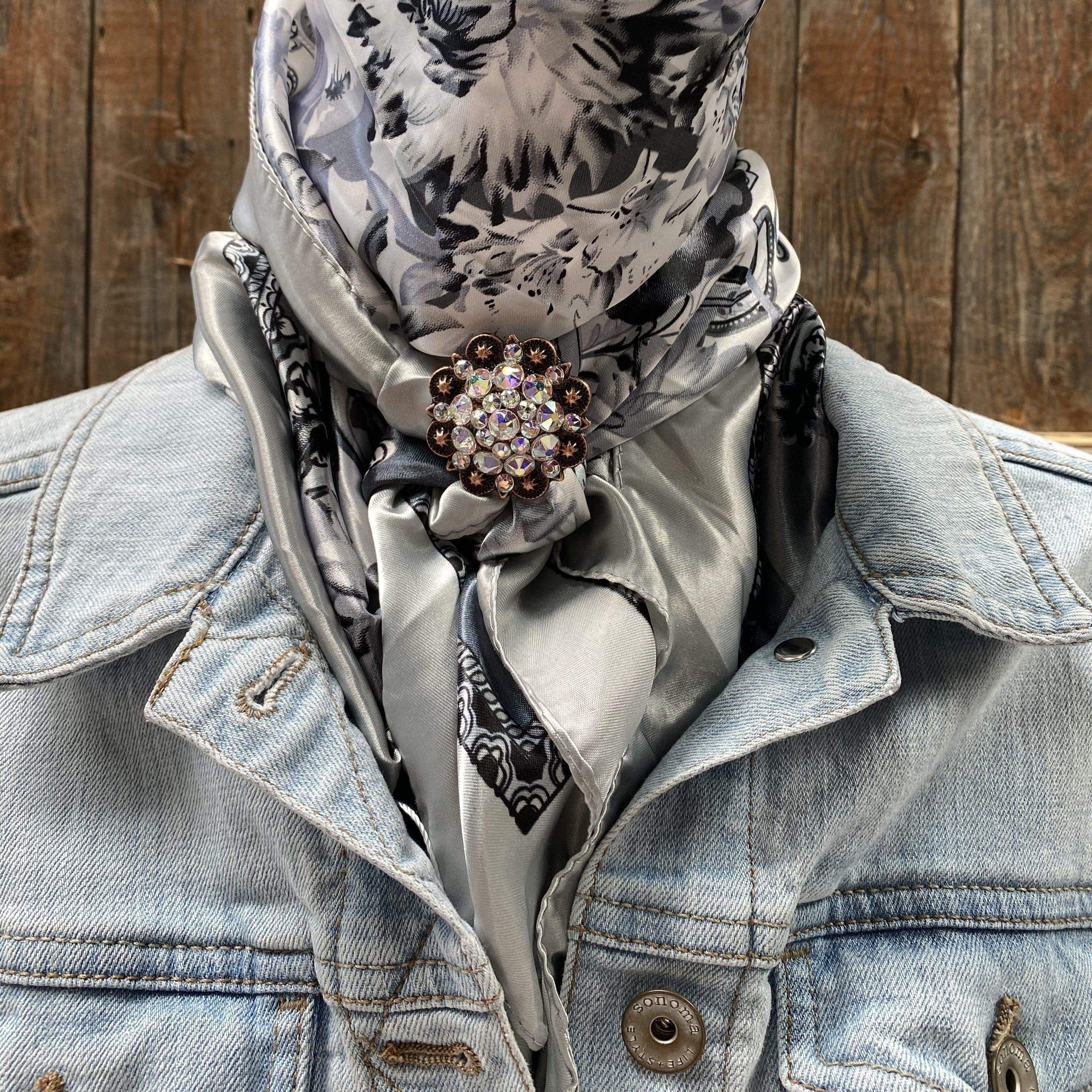 35X35" Silver &amp; White Floral Paisley Wild Rag / Scarf - Copper AB Slide WRC172A
