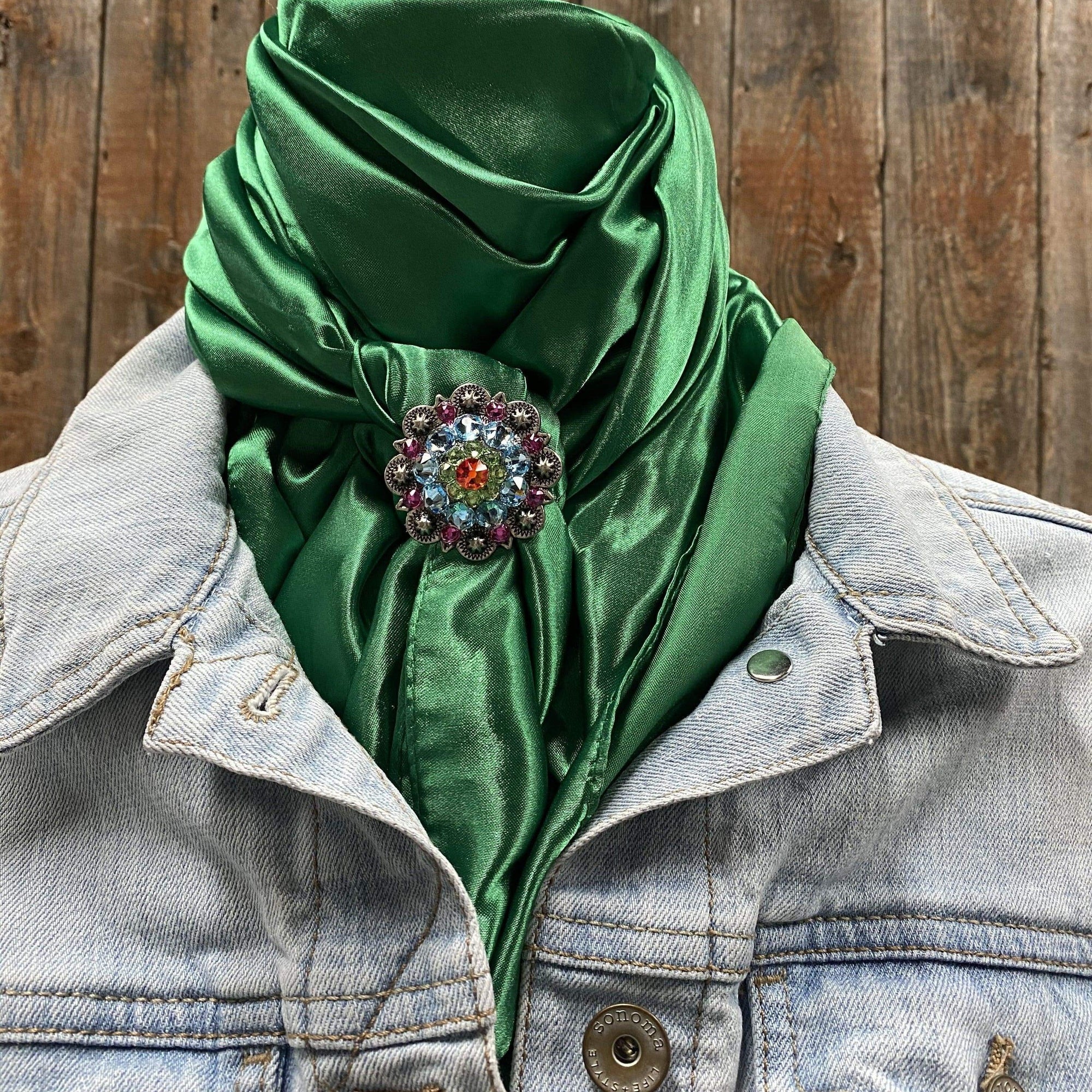 35X35" Solid Green Wild Rag / Scarf - Antique  Tie Dye Slide WRSC18A