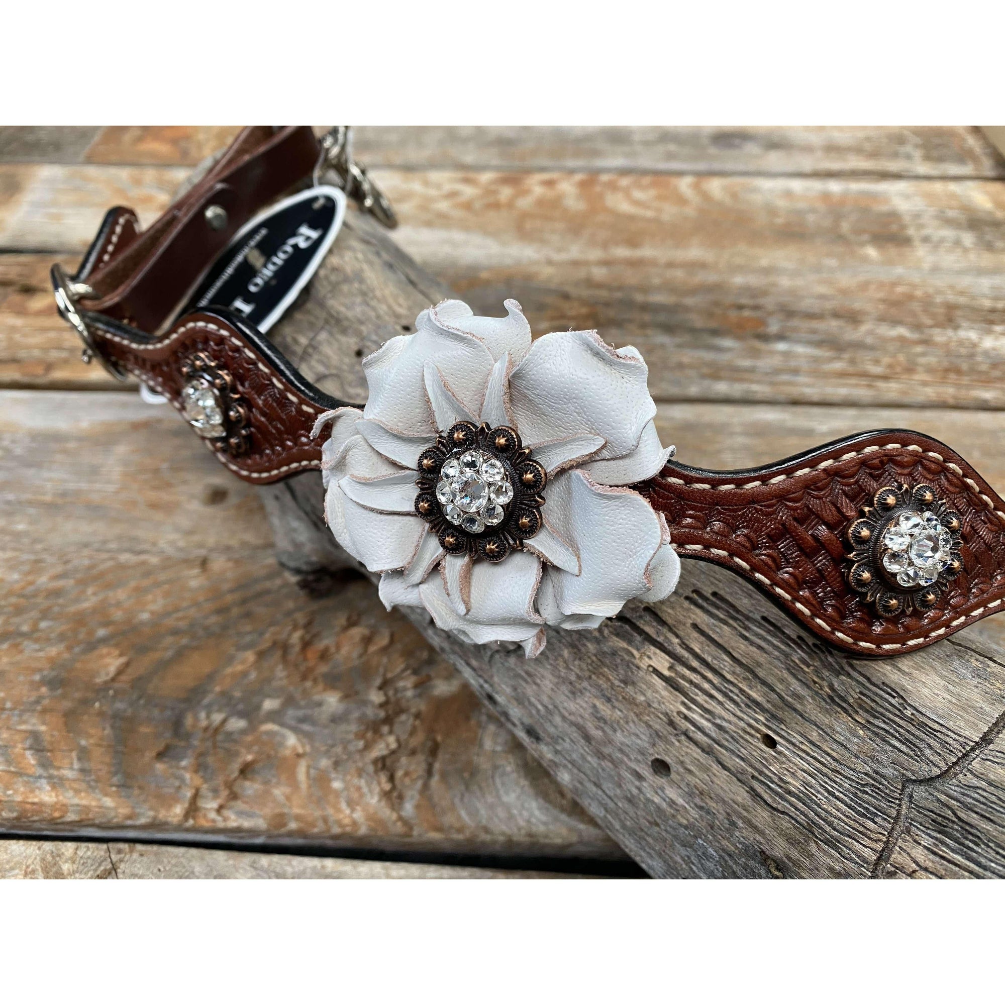Medium Oil Basketweave Wither Strap 